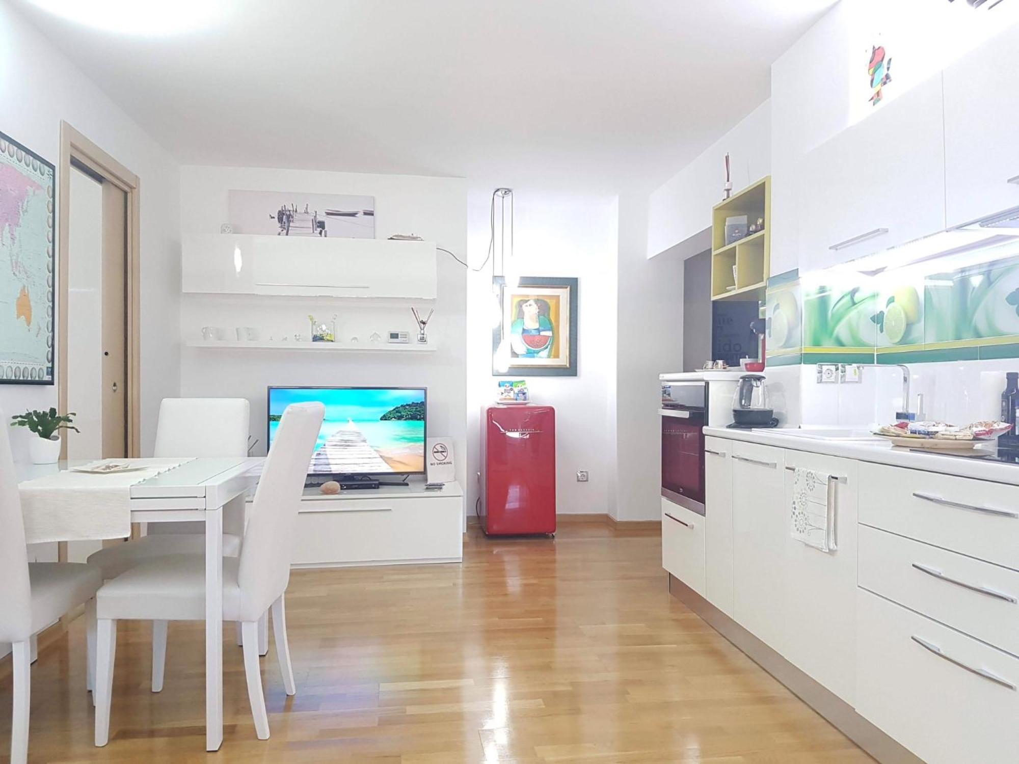 White Dream Suites Iasi Exterior photo