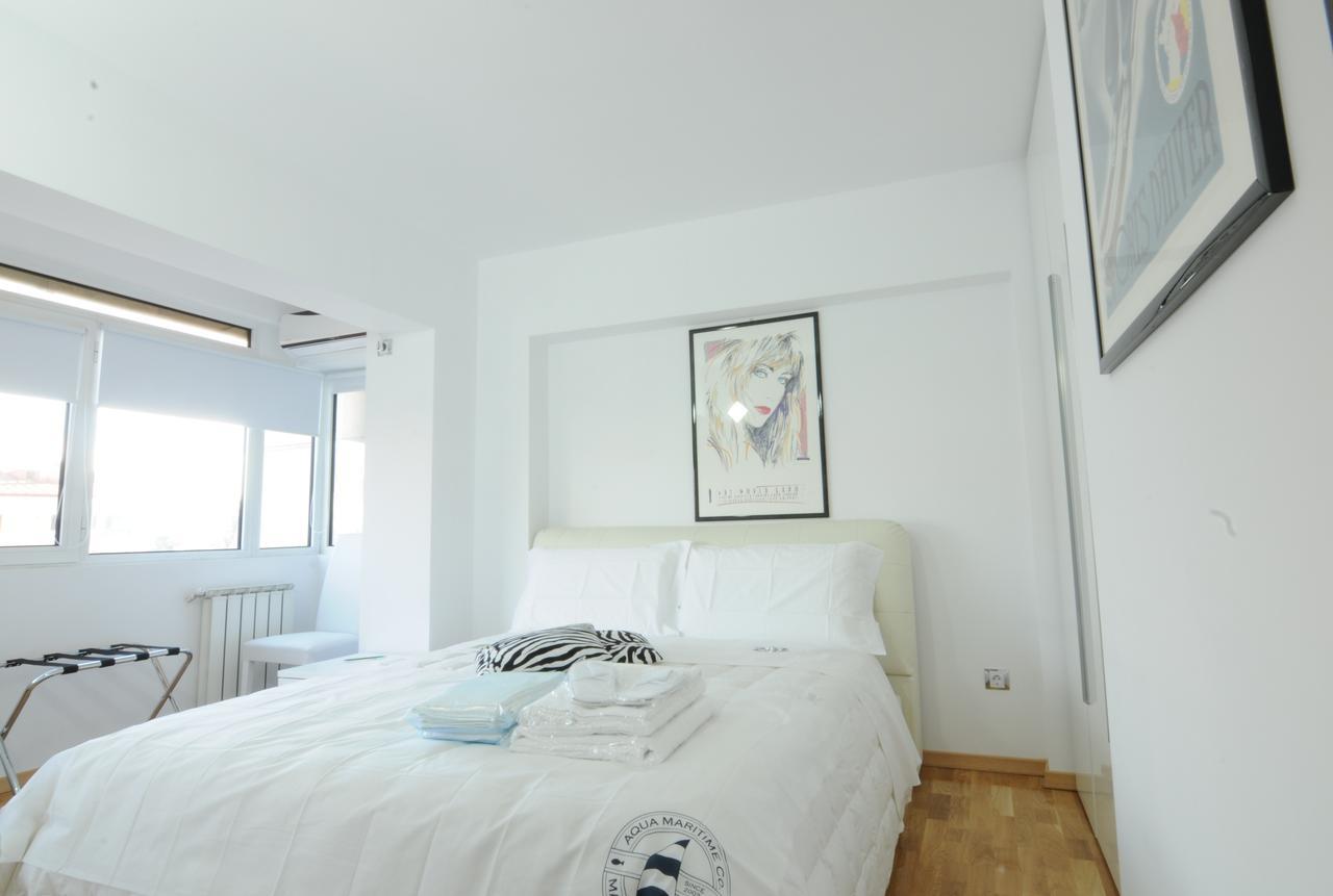White Dream Suites Iasi Exterior photo