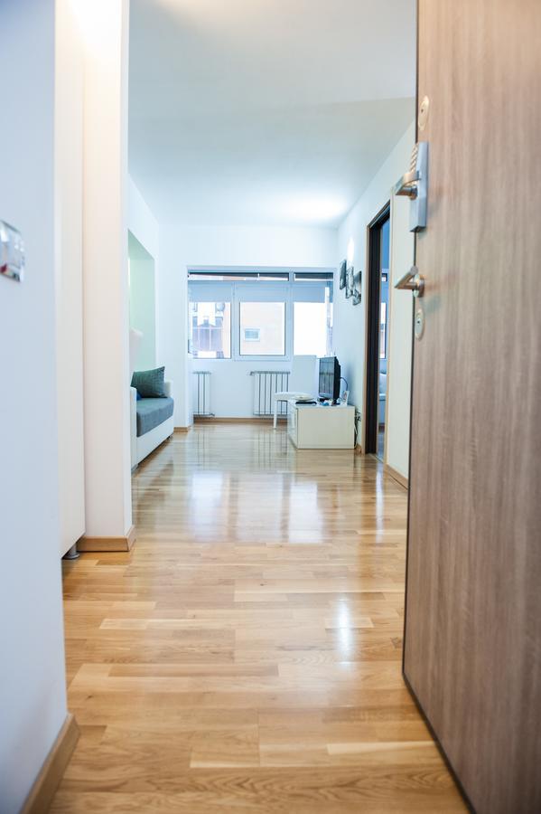 White Dream Suites Iasi Exterior photo